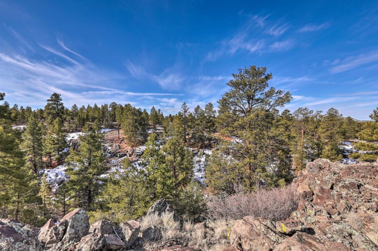 Quaint Williams Cabin Near Grand Canyon Exterior photo
